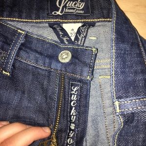 lucky brand dark wash jeans